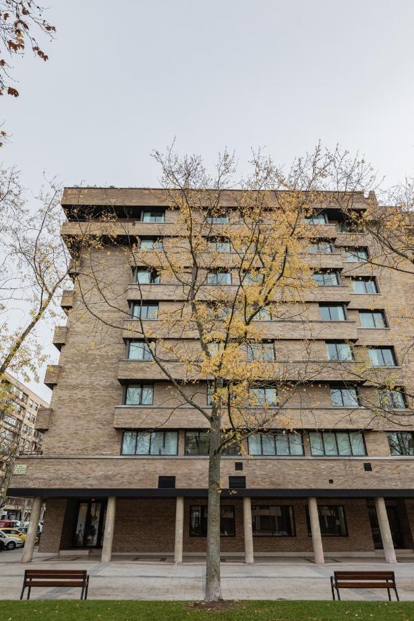 Micampus Pamplona Student Residence Eksteriør bilde