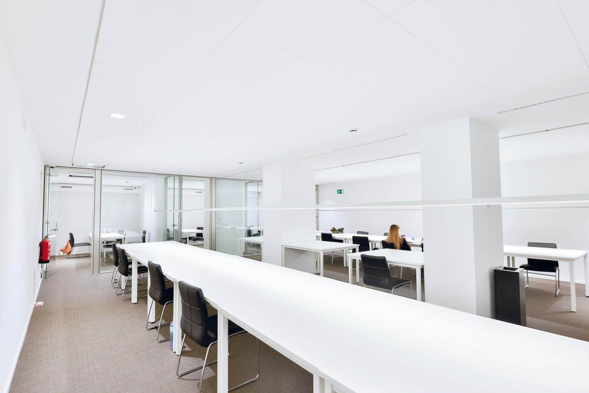 Micampus Pamplona Student Residence Eksteriør bilde